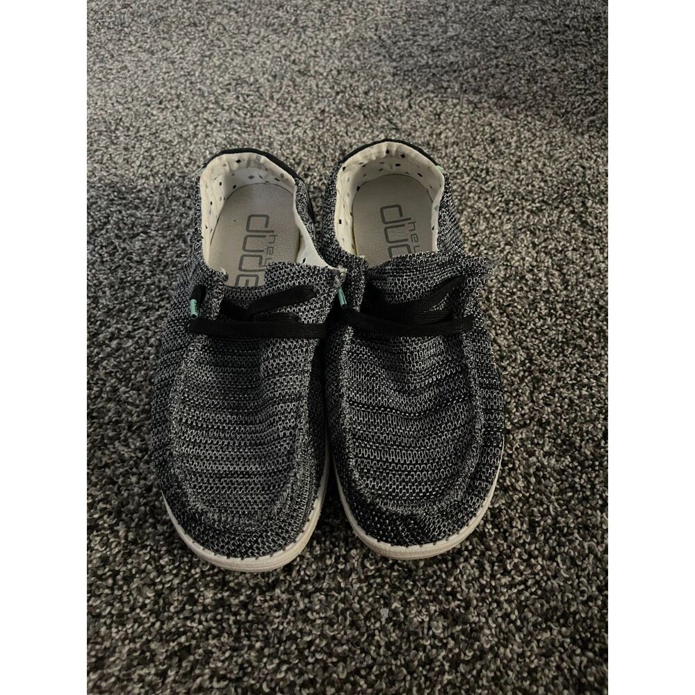 Hey Dude Shoes Wendy gray Sox slip-on loafer 9